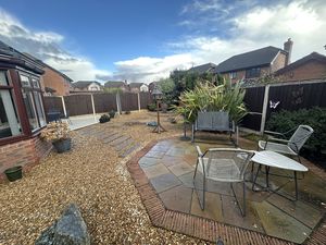 Photo 26- click for photo gallery